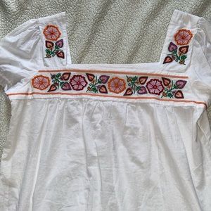 MIMI CHICA White Flower Shirt